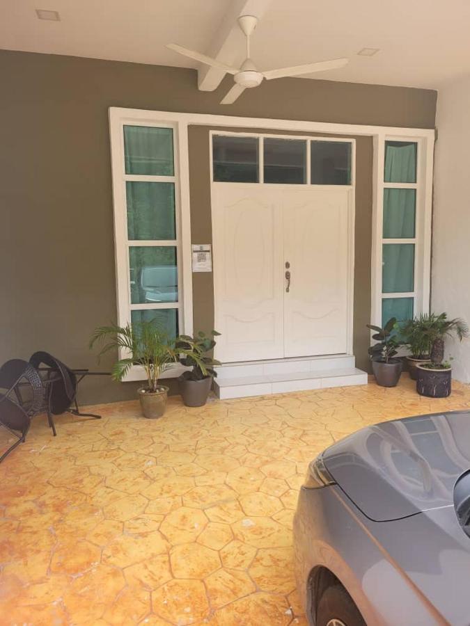 Teduhan Abqory Kuala Terengganu Exteriör bild